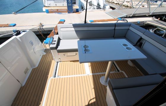 Jeanneau Merry Fisher 895 Navis Amoris
