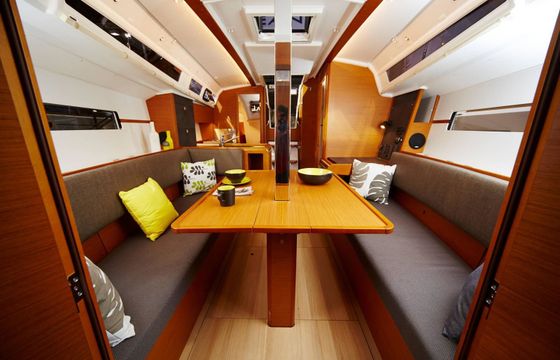 Jeanneau Sun Odyssey 349 Page