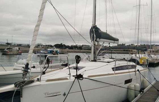 Jeanneau Sun Odyssey 349 Champagne
