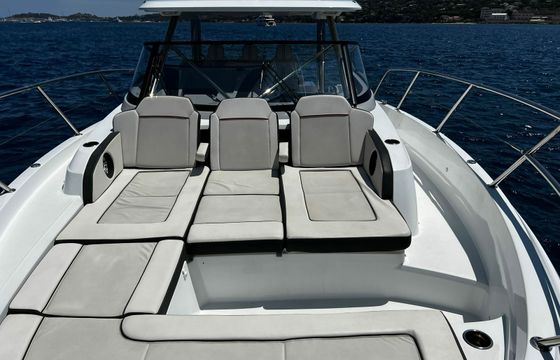 Jeanneau Cap Camarat 12.50 WA Moriarty