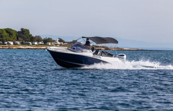 Jeanneau Cap Camarat 6.5 WA 21