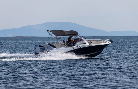 Jeanneau Cap Camarat 6.5 WA 21