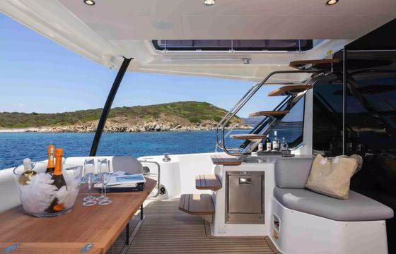 Jeanneau Prestige 48 Wakawaka