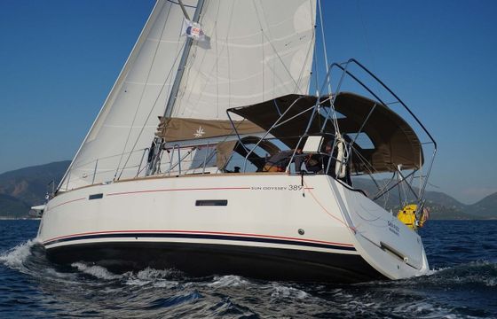 Jeanneau Sun Odyssey 389 Gin Fizz