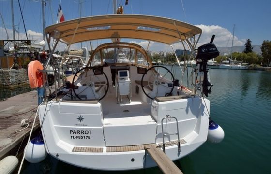 Jeanneau Sun Odyssey 389 Parrot