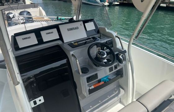 Jeanneau Cap Camarat 7.5 CC Handfort 2