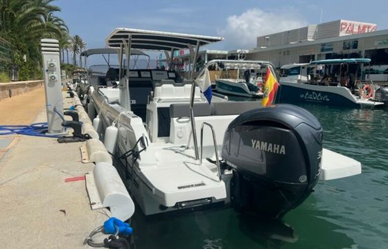 Jeanneau Cap Camarat 7.5 CC Handfort 2