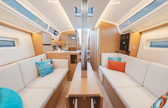 Jeanneau Sun Odyssey 350 Bellini