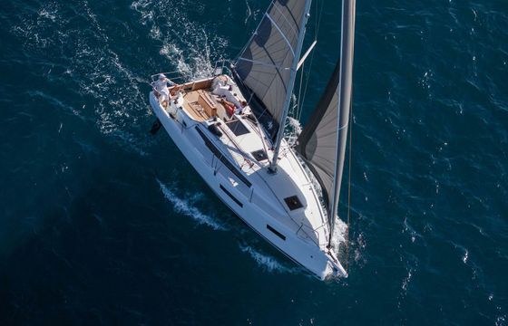 Jeanneau Sun Odyssey 350 Bellini