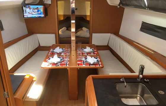 Jeanneau Sun Odyssey 349 Papatheo