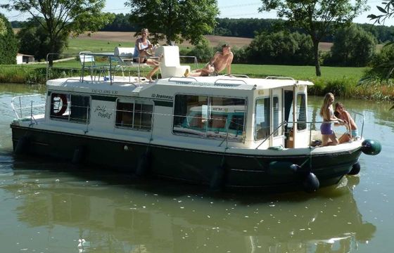 Jeanneau Eau Claire 930 Fly 21