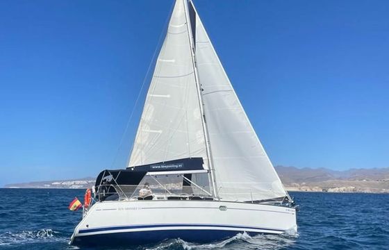 Jeanneau Sun Odyssey 35 Keep Sailing 1