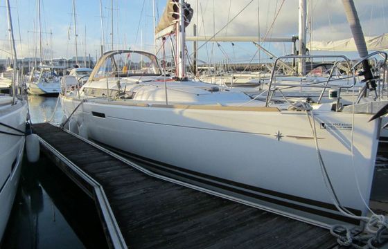 Jeanneau Sun Odyssey 379 Grenat