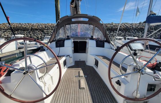 Jeanneau Sun Odyssey 379 Grenat