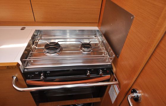 Jeanneau Sun Odyssey 409 FourTwo