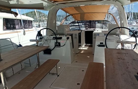 Jeanneau Sun Loft 47 Pyrole