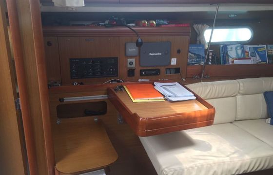Jeanneau Sun Odyssey 36 Izabal