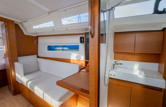 Jeanneau Sun Odyssey 380 Cotufa