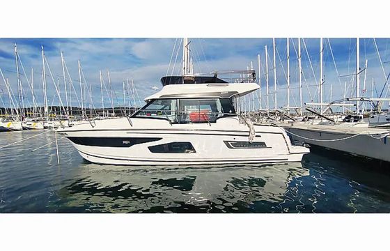 Jeanneau Merry Fisher 1095 Morska Vila