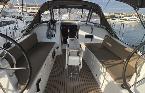 Jeanneau Sun Odyssey 380 Kavinton