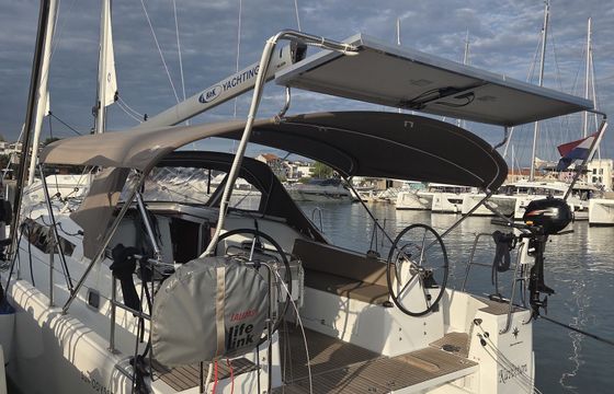 Jeanneau Sun Odyssey 380 Kavinton