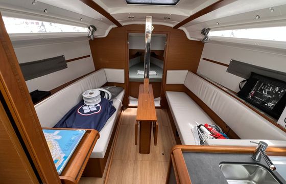Jeanneau Sun Odyssey 349 Anastasia