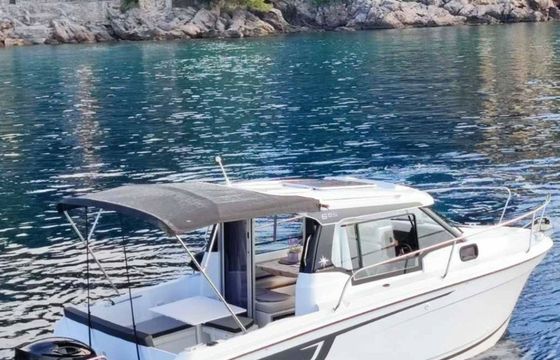 Jeanneau Merry Fisher 695 Sunny Day