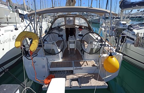 Jeanneau Sun Odyssey 349 Dorina