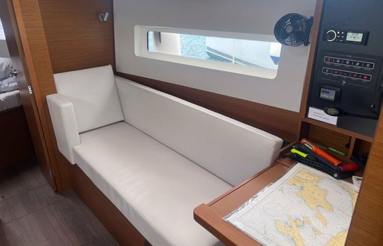Jeanneau Sun Odyssey 380 Princess Lara