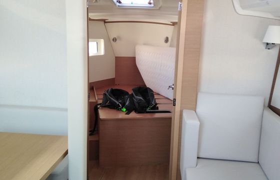 Jeanneau Sun Odyssey 380 Raphael