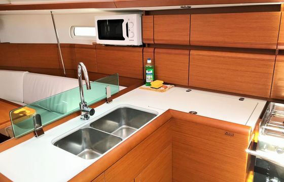 Jeanneau Sun Odyssey 389 Freddie