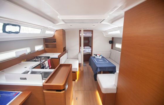 Jeanneau Sun Odyssey 410 Sea Breeze