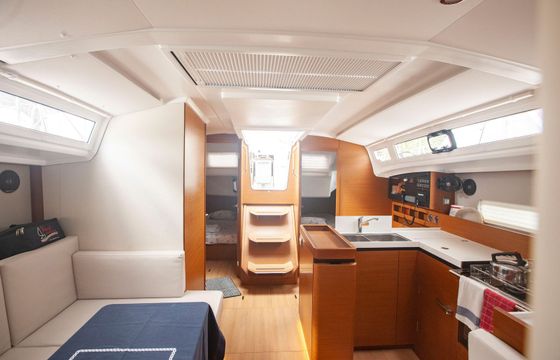Jeanneau Sun Odyssey 410 Sea Breeze