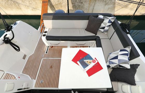Jeanneau Merry Fisher 895 Aquaduck