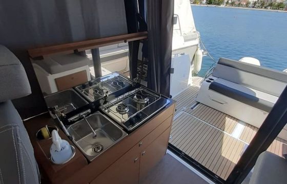 Jeanneau Merry Fisher 895 Blanca Rosa