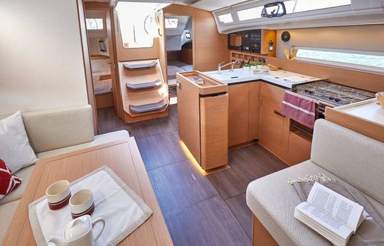Jeanneau Sun Odyssey 410 Sunsail 22
