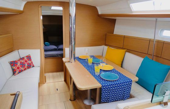 Jeanneau Sun Odyssey 389 Algol