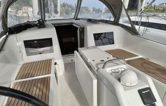 Jeanneau Sun Odyssey 410 Aloha