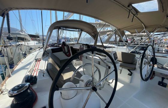 Jeanneau Sun Odyssey 419 Blueberry