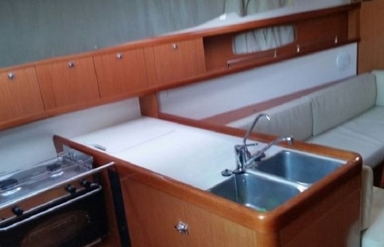 Jeanneau Sun Odyssey 37 Loxley B