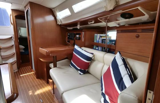 Jeanneau Sun Odyssey 37 Morpheus