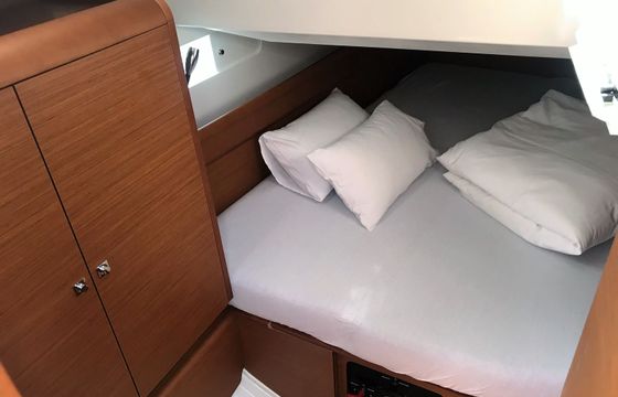 Jeanneau Sun Odyssey 419 Marley