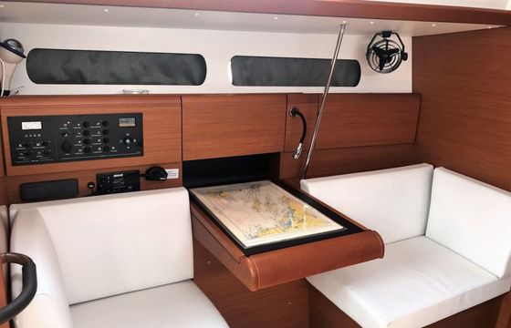 Jeanneau Sun Odyssey 419 Marley