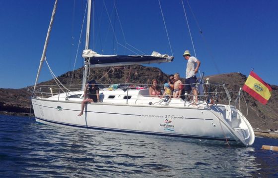 Jeanneau Sun Odyssey 37 Rebeca y Samuel