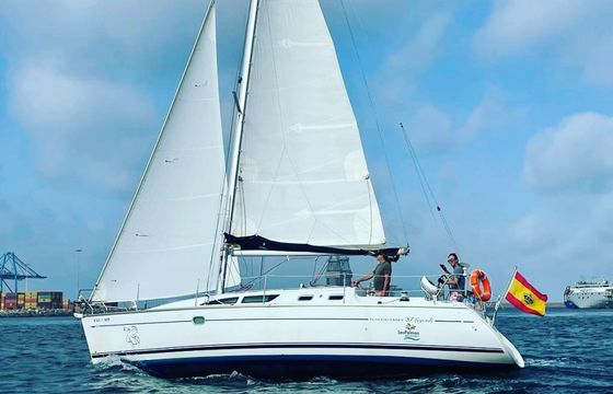 Jeanneau Sun Odyssey 37 Rebeca y Samuel