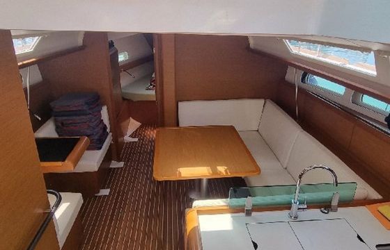 Jeanneau Sun Odyssey 419 Mastina