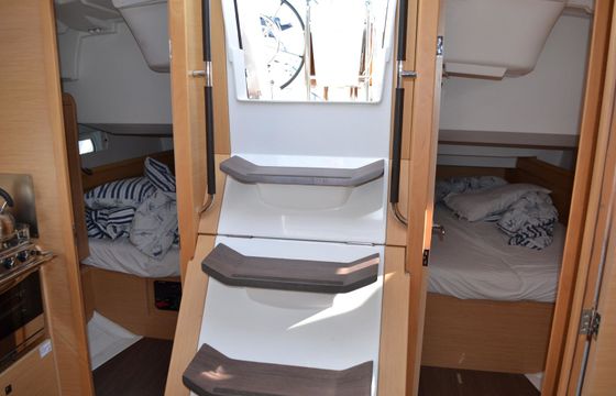 Jeanneau Sun Odyssey 419 Tumbleweed