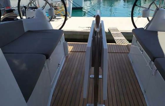 Jeanneau Sun Odyssey 380 Bright Elli