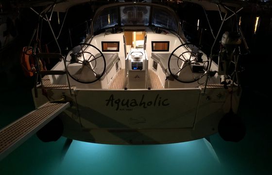 Jeanneau Sun Odyssey 410 Aquaholic