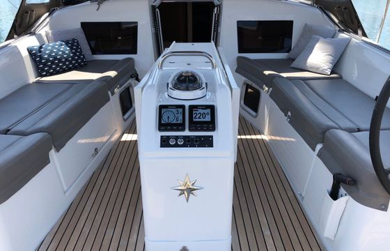 Jeanneau Sun Odyssey 410 Aquaholic